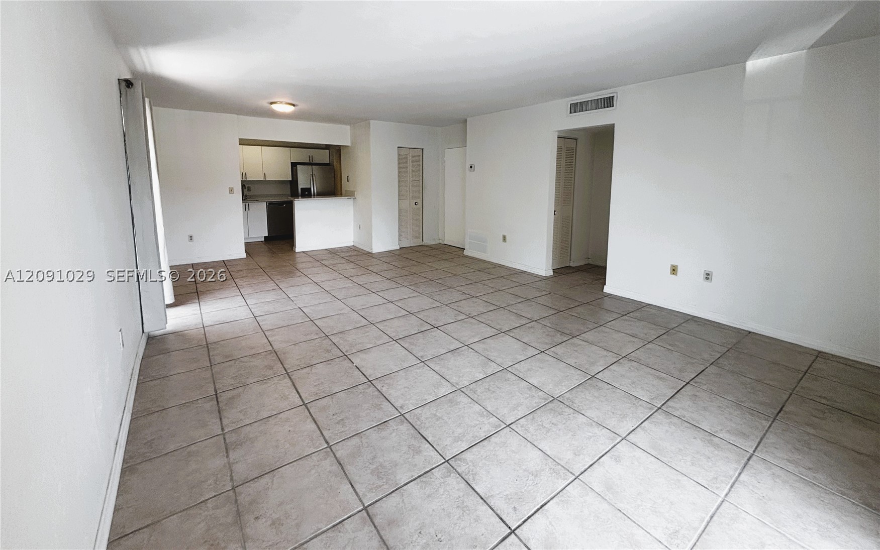 Pinecrest photo 5