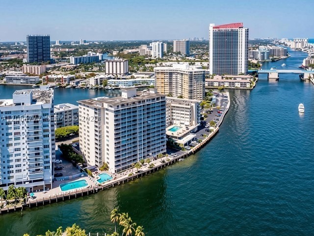 Hallandale Beach photo 5