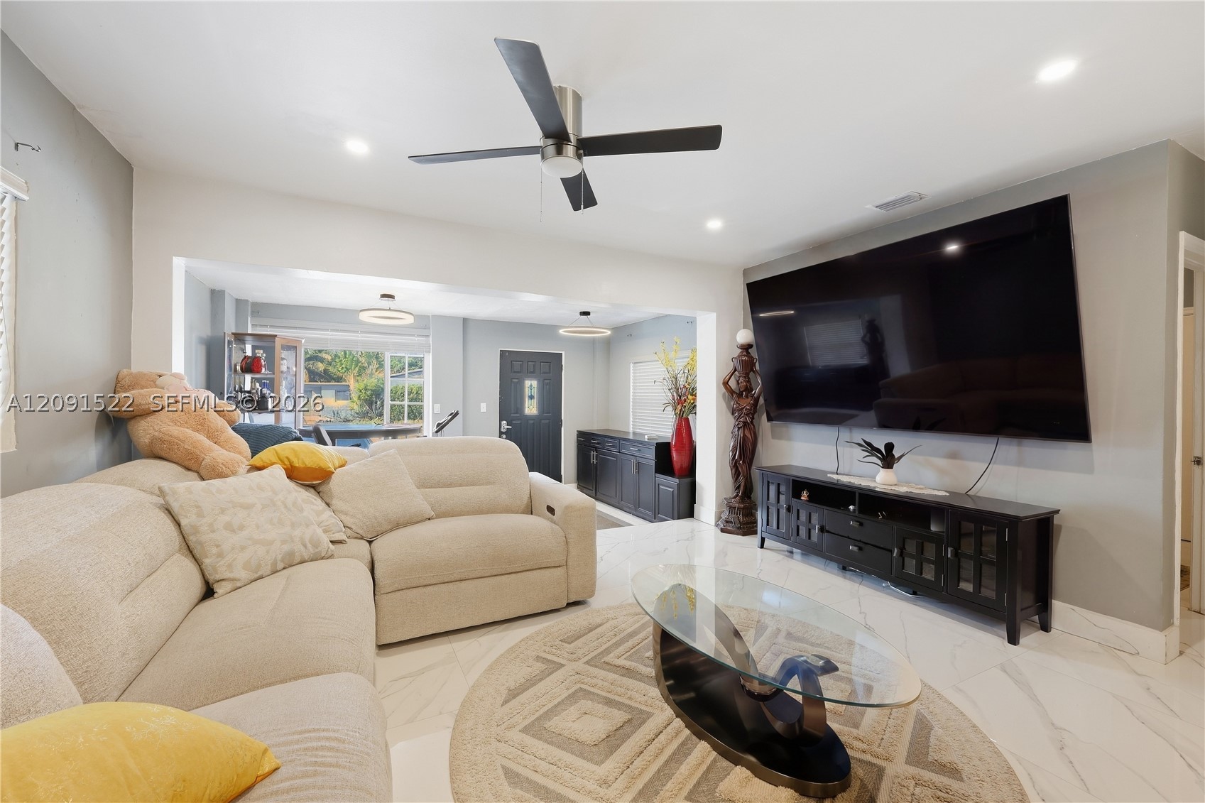 North Miami photo 4