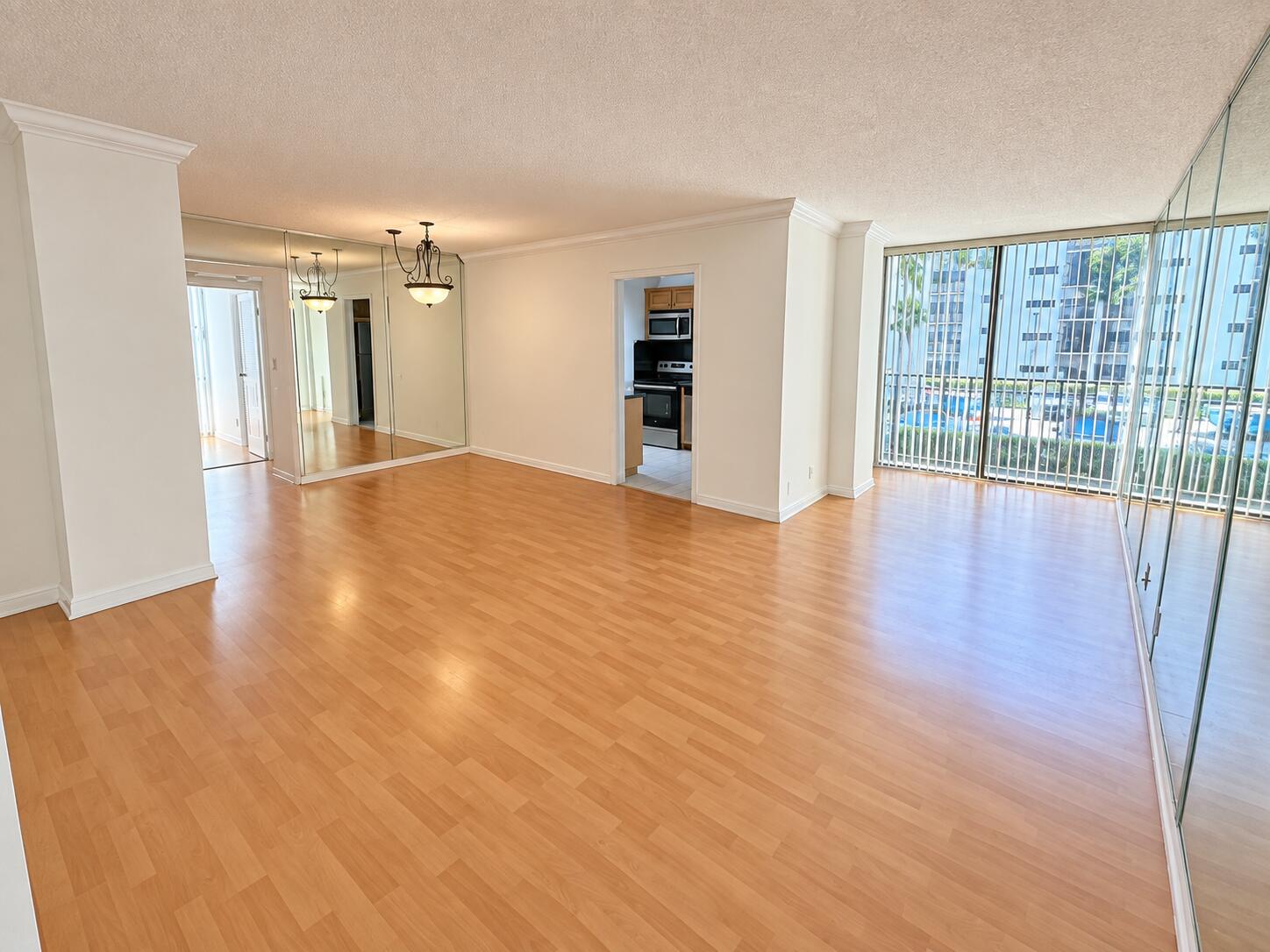 Sunny Isles Beach photo 2