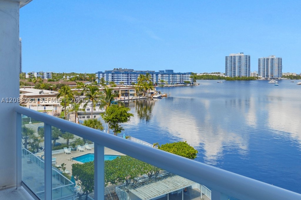 North Miami Beach photo 3