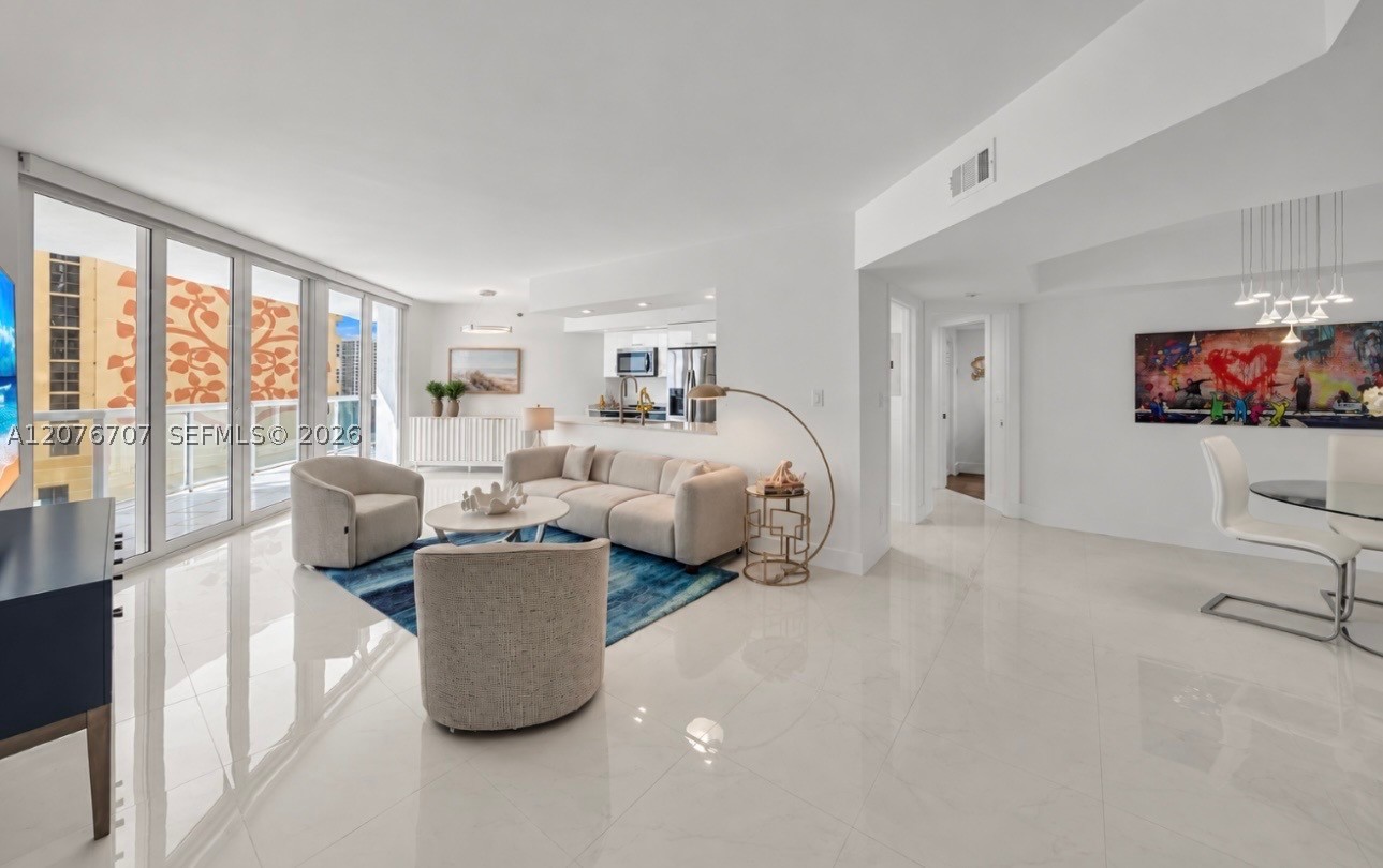 Sunny Isles Beach photo 3