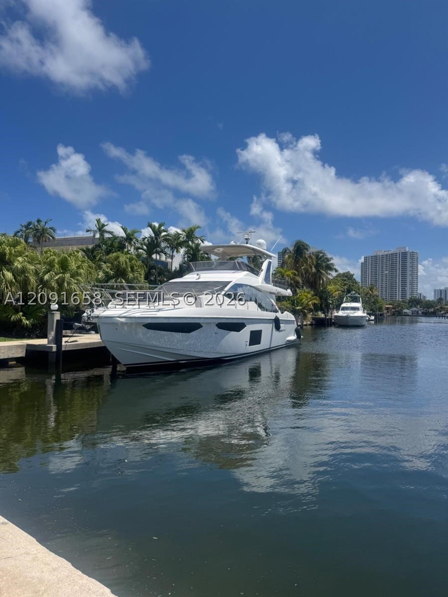 Hallandale Beach photo 2