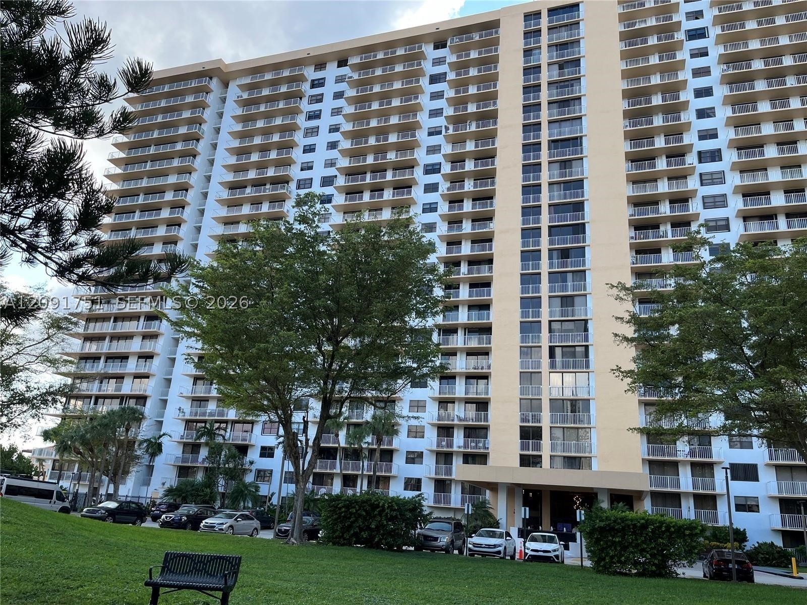 Sunny Isles Beach photo 2