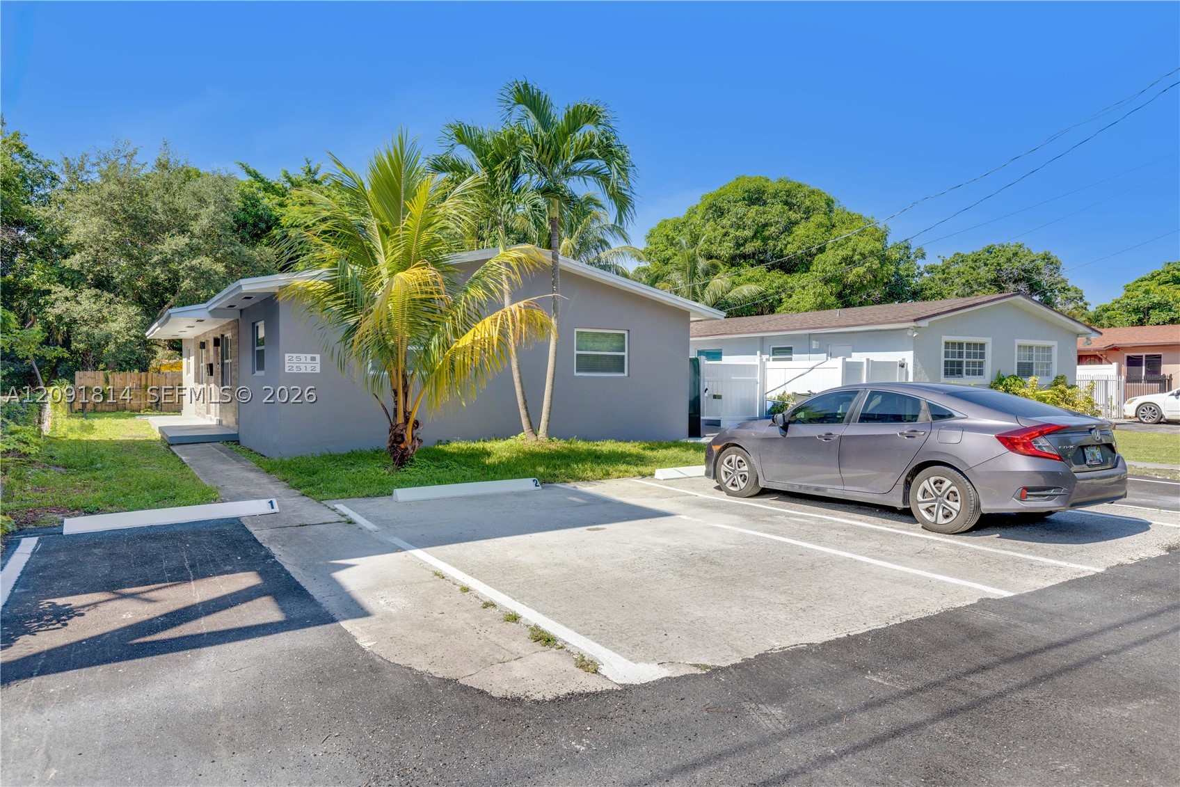 North Miami Beach photo 3