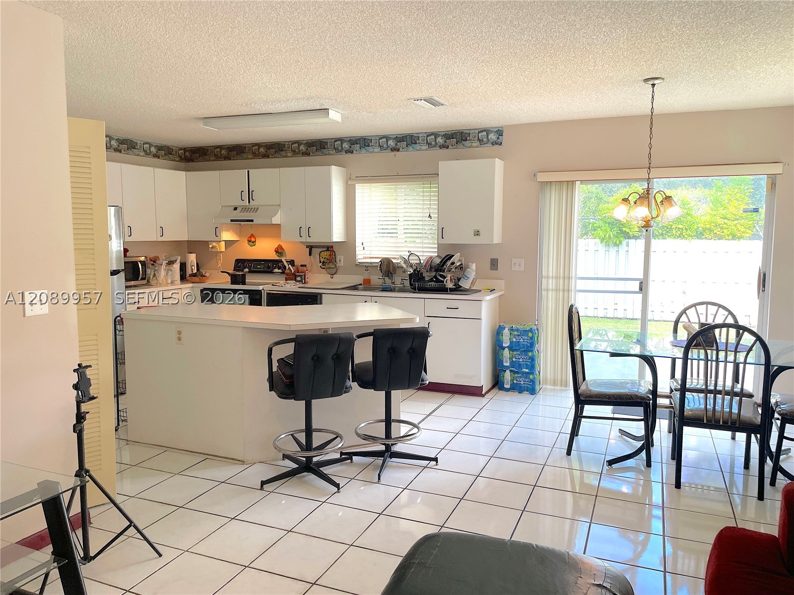 Pembroke Pines photo 2