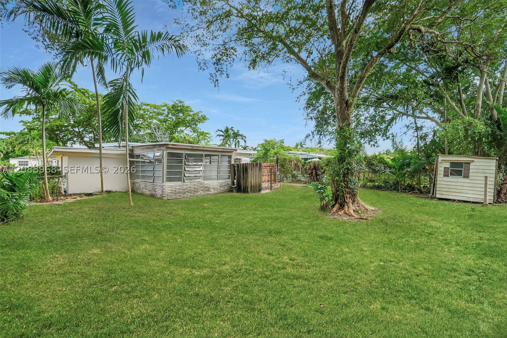 North Miami photo 4