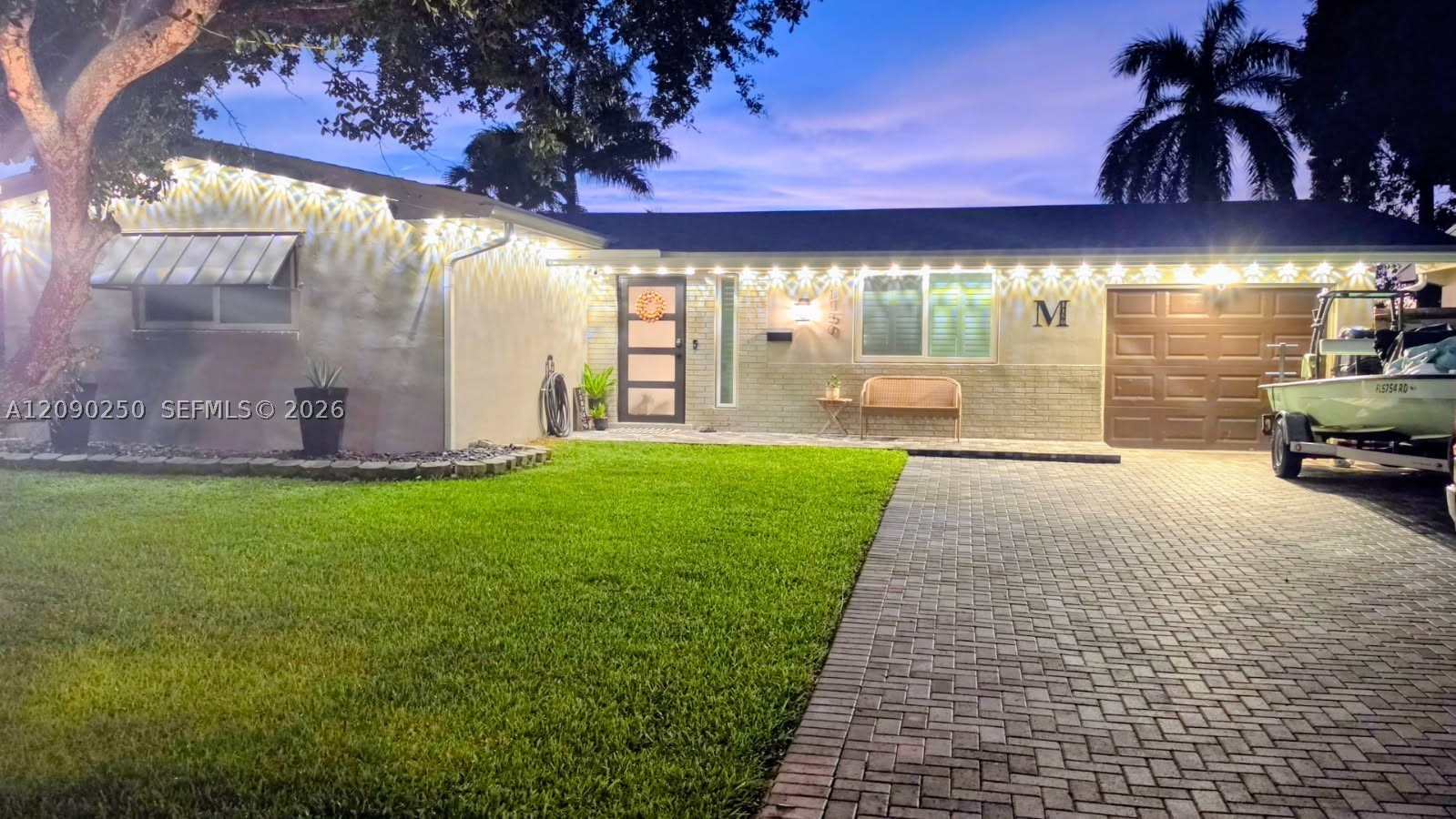 Pembroke Pines photo 4