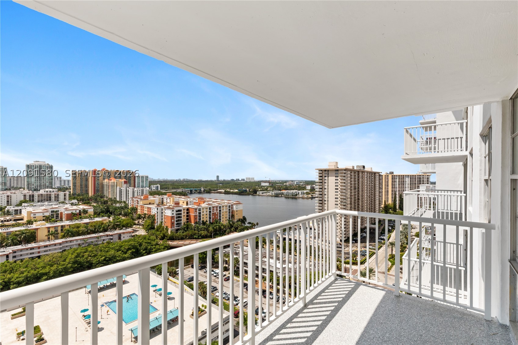 Sunny Isles Beach photo 2