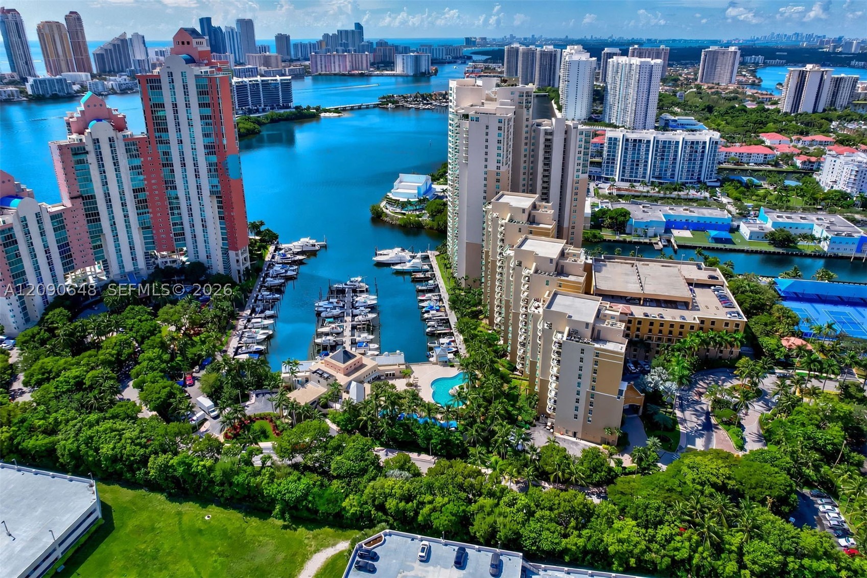 Aventura photo 5