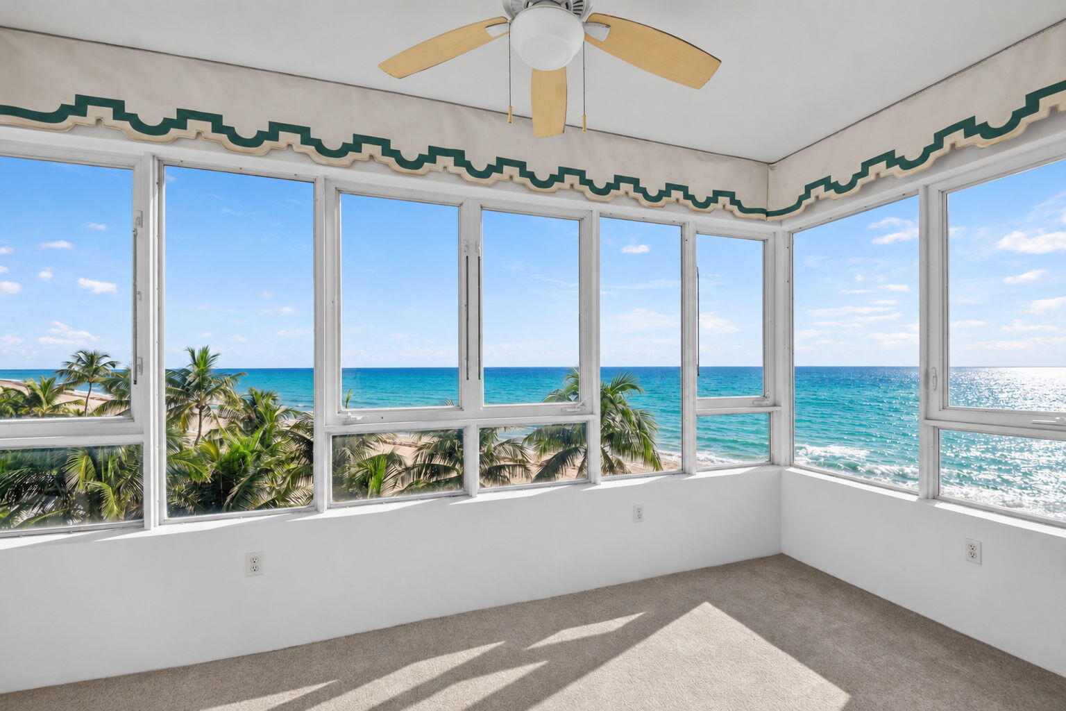 Palm Beach photo 4