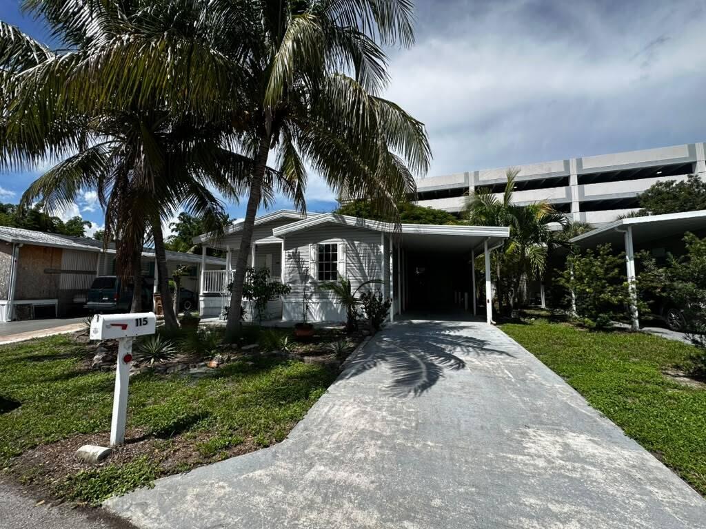 Pompano Beach photo 4