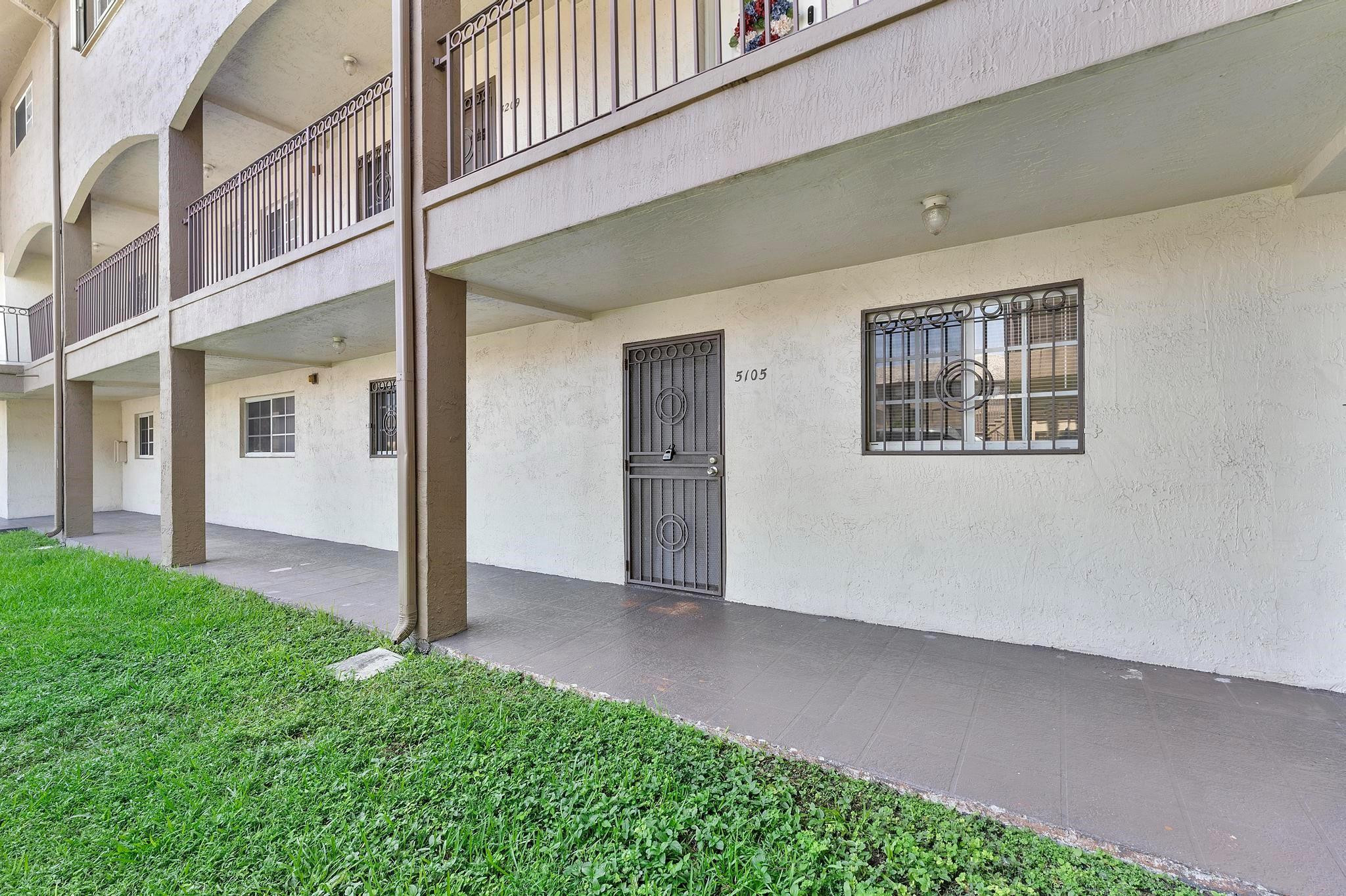 Hialeah photo 2