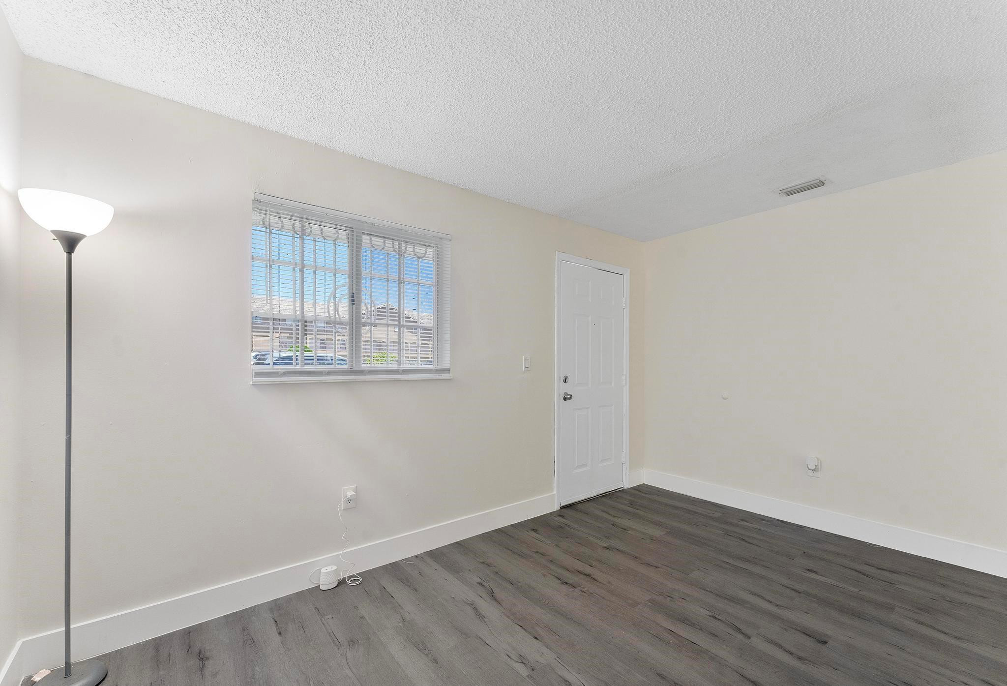 Hialeah photo 4