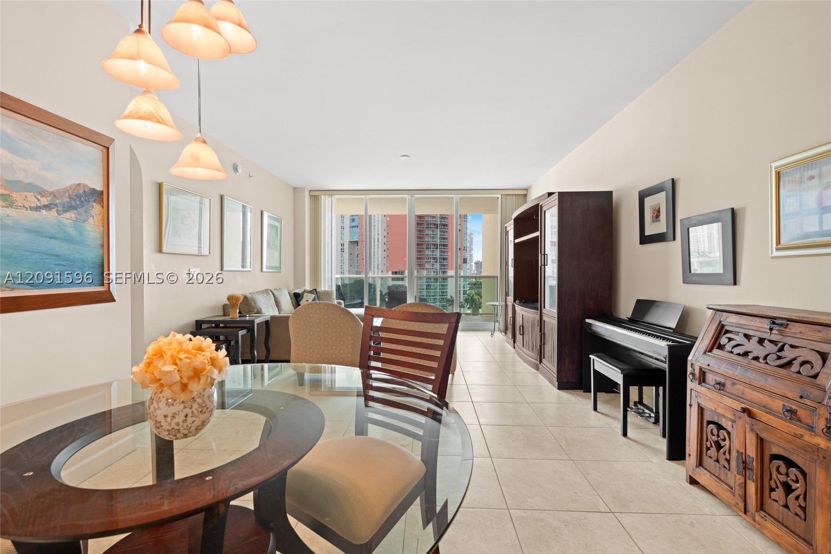 Aventura photo 4