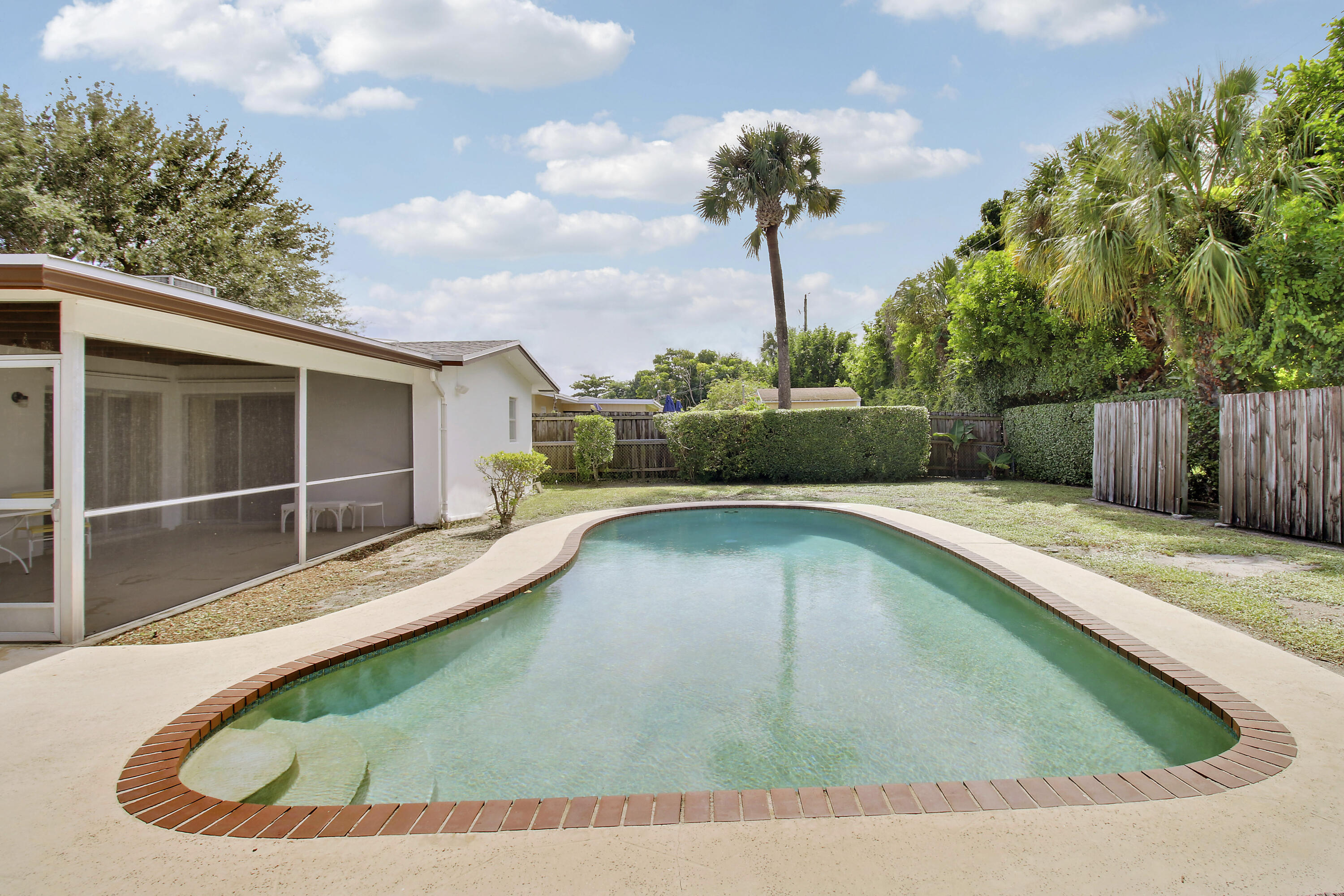 Palm Beach Gardens photo 3