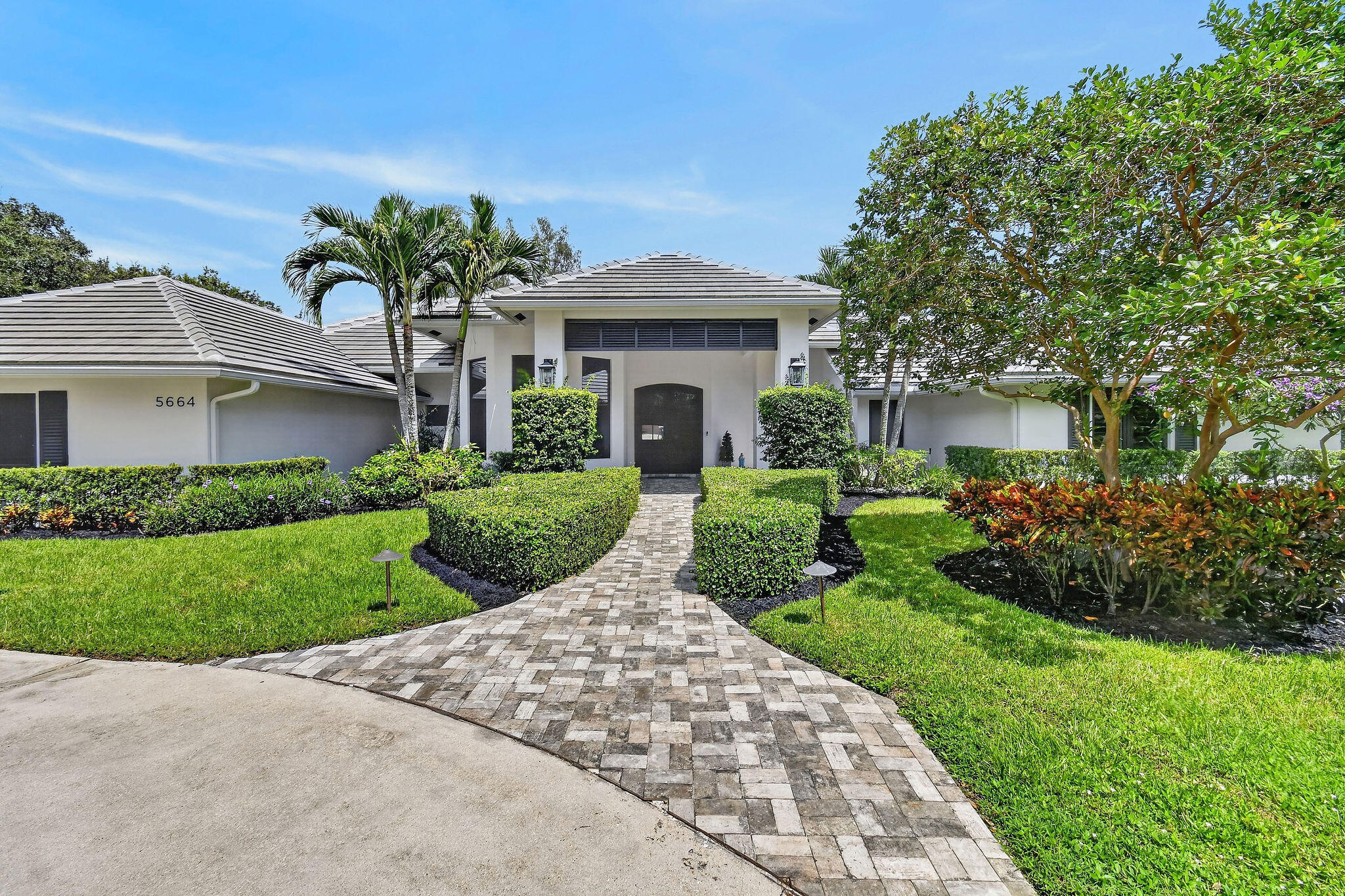 Palm Beach Gardens photo 2