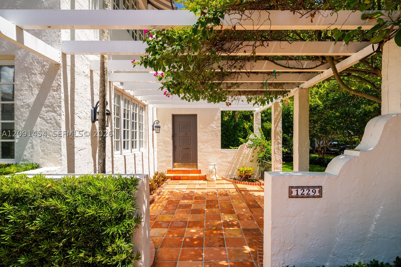 Coral Gables photo 2