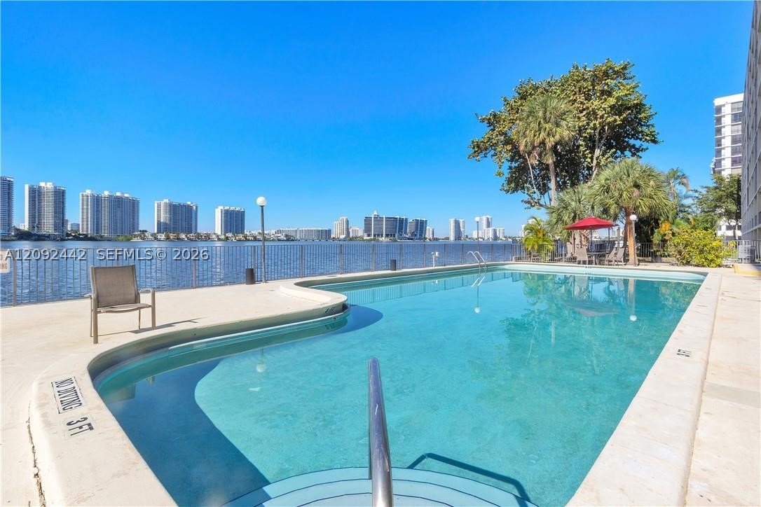 Sunny Isles Beach photo 4