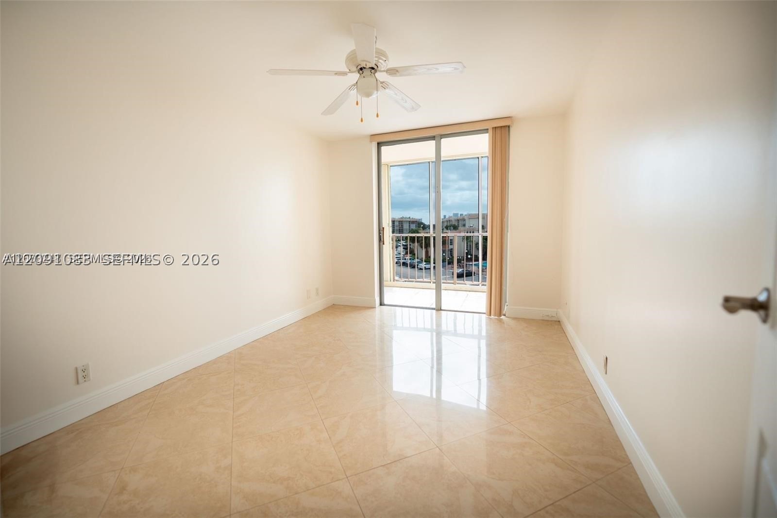 Hallandale Beach photo 4