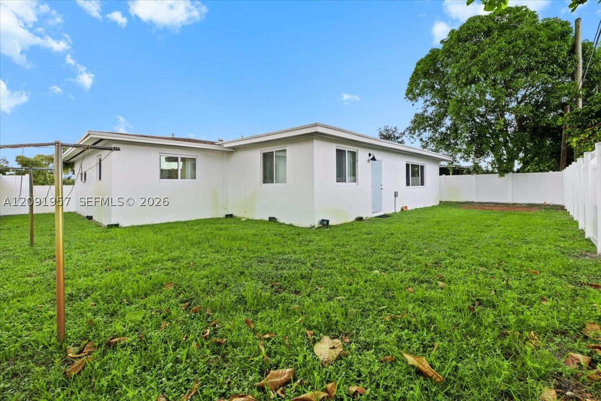 Pembroke Pines photo 5