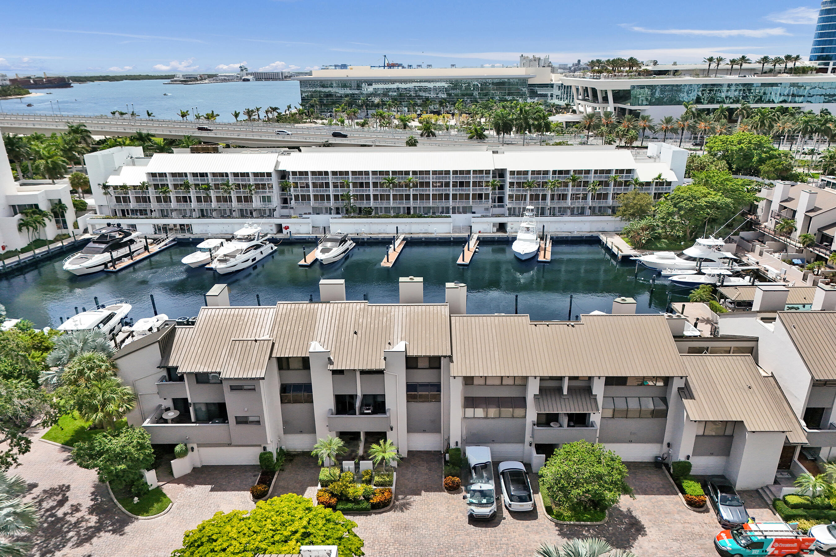Fort Lauderdale photo 2