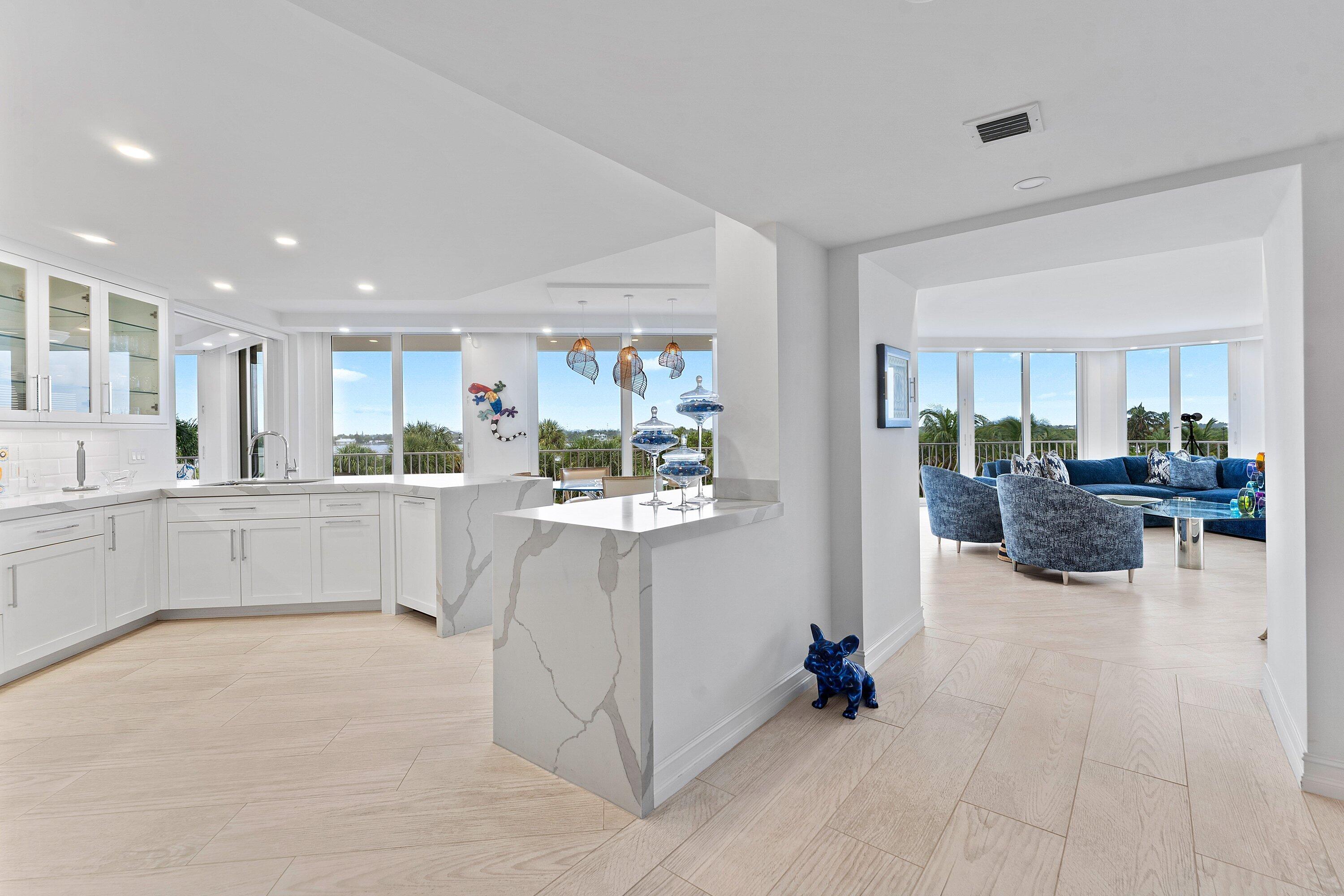 Palm Beach photo 3