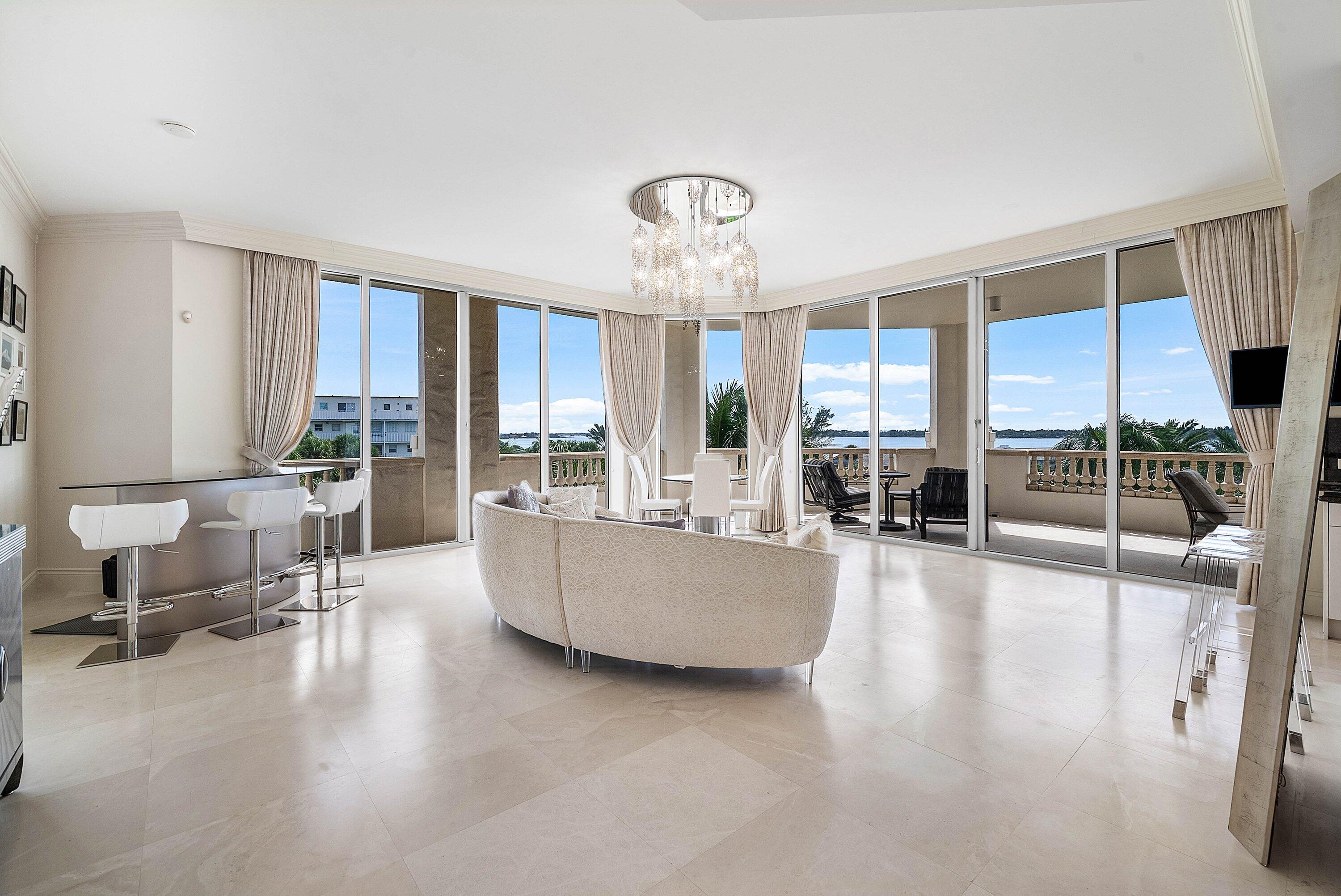 Palm Beach photo 4