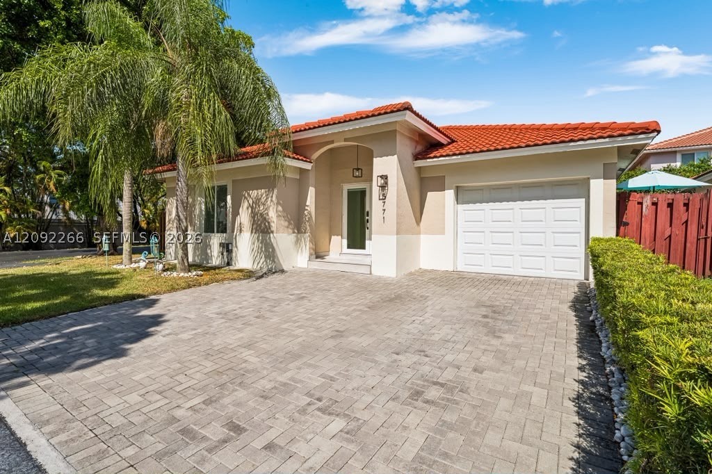 Doral photo 2