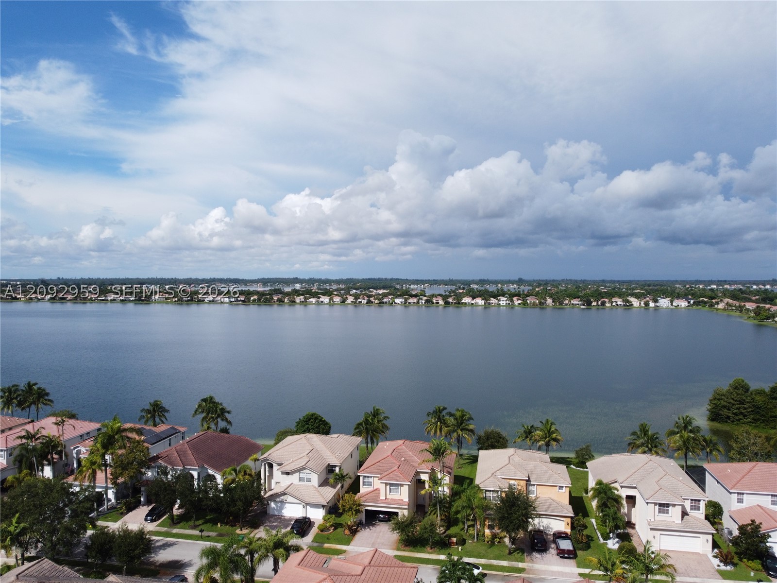 Miramar photo 5