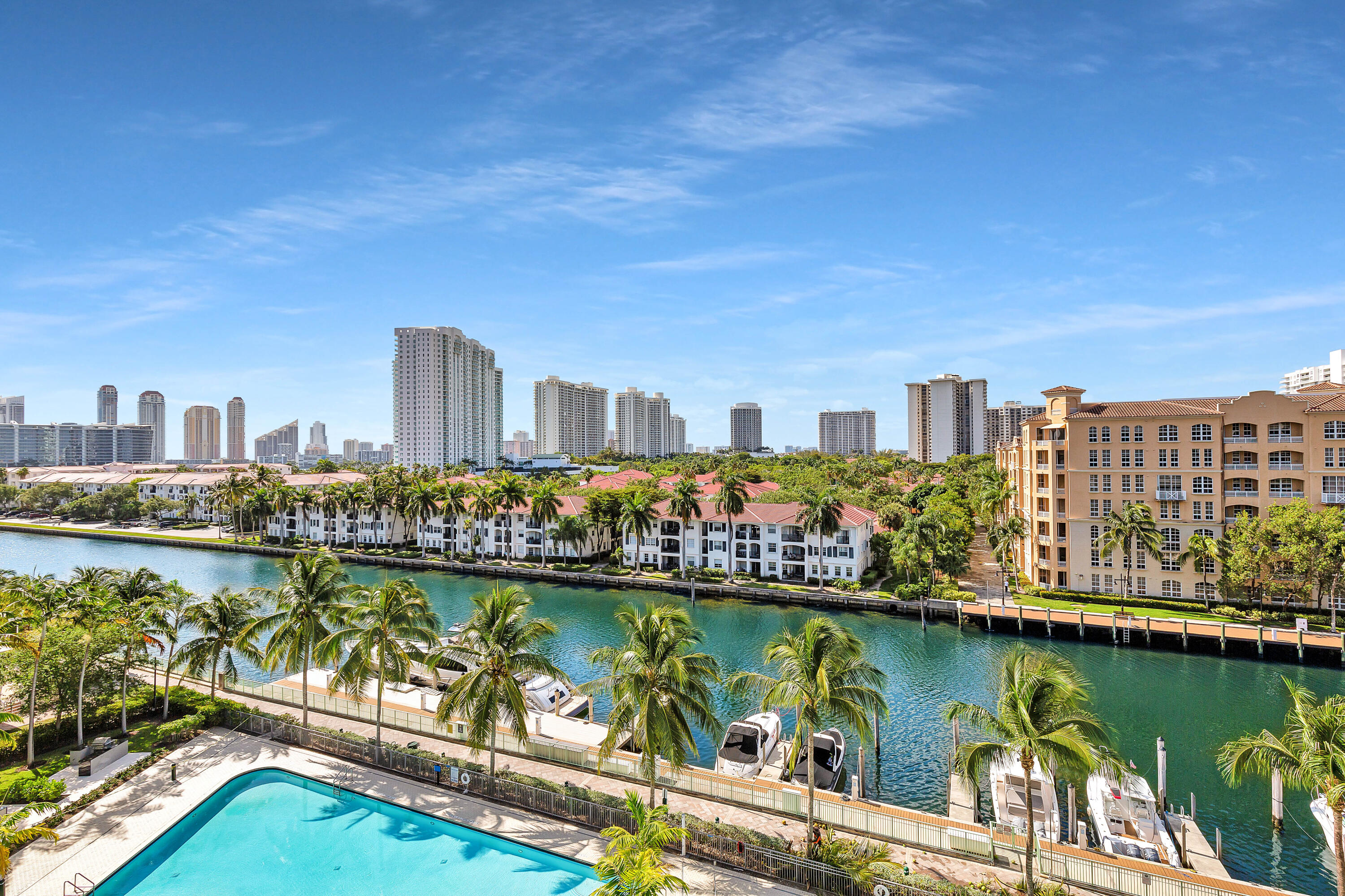 Aventura photo 5