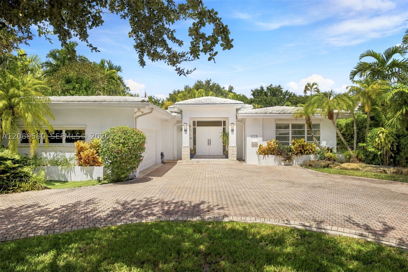 Coral Gables photo 2