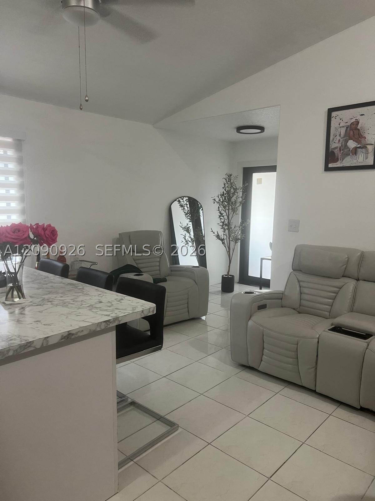 Hialeah Gardens photo 2