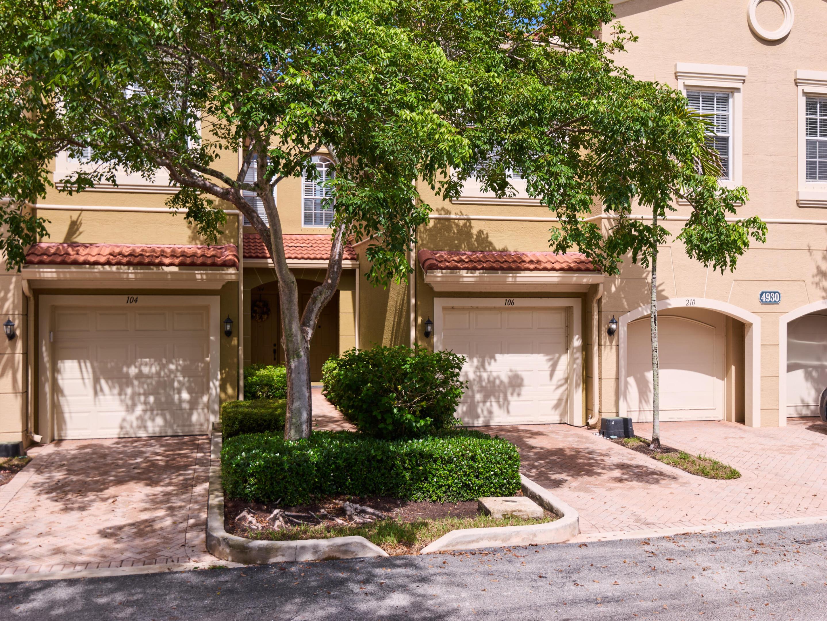 Palm Beach Gardens photo 3
