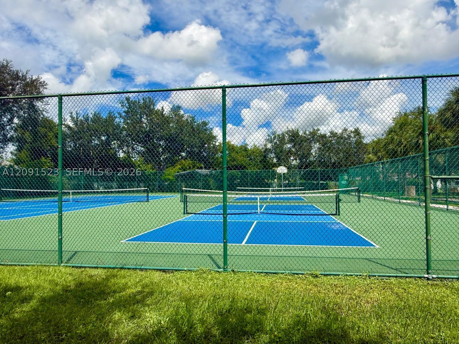 Pembroke Pines photo 3