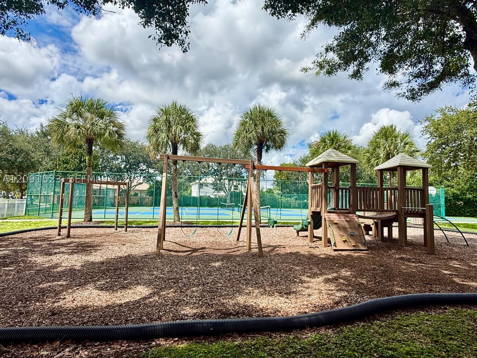 Pembroke Pines photo 4
