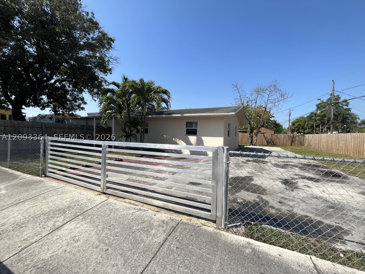 Hialeah photo 2