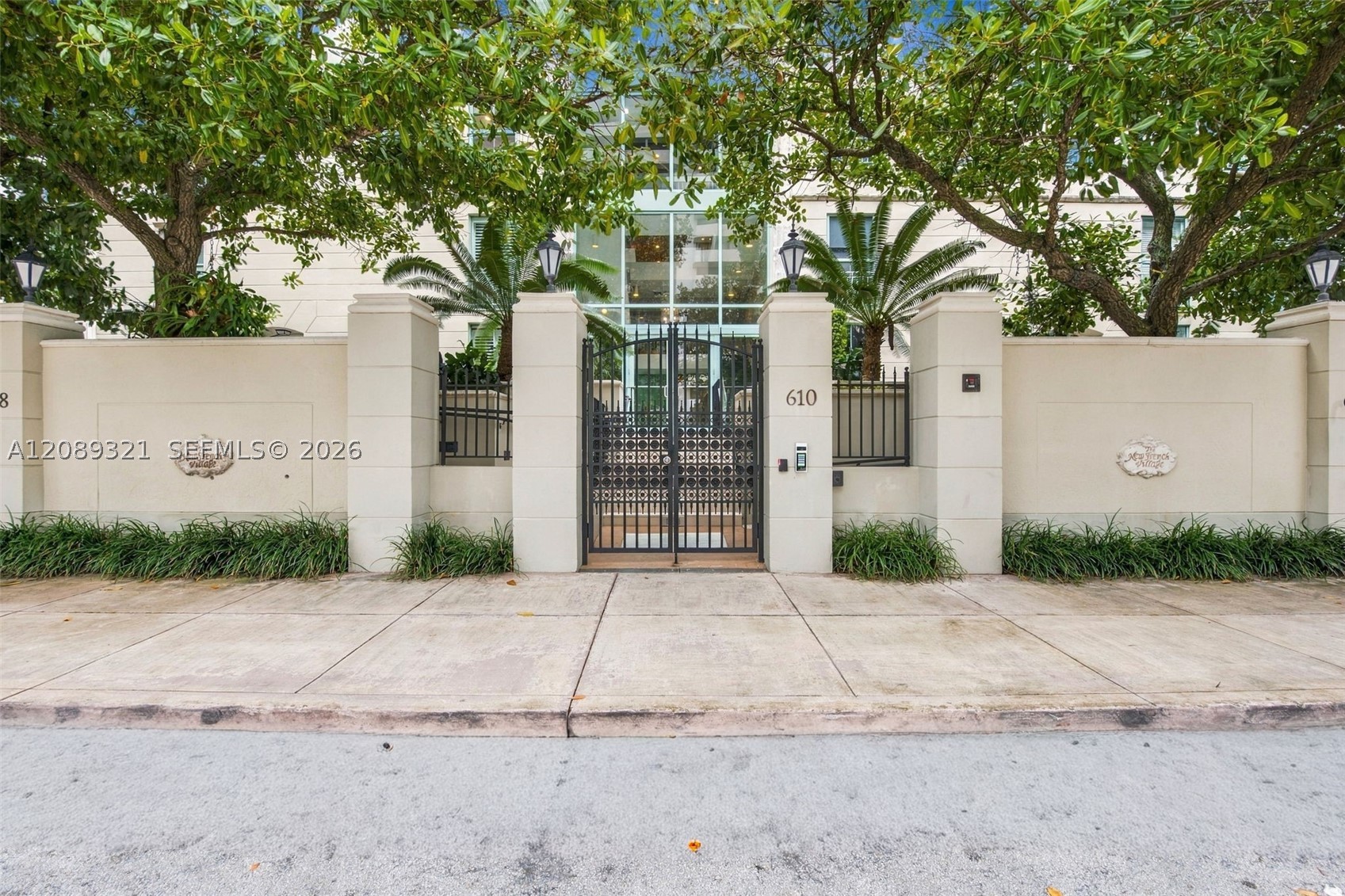 Coral Gables photo 2