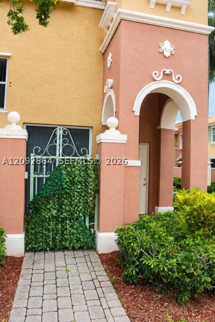 Pembroke Pines photo 2