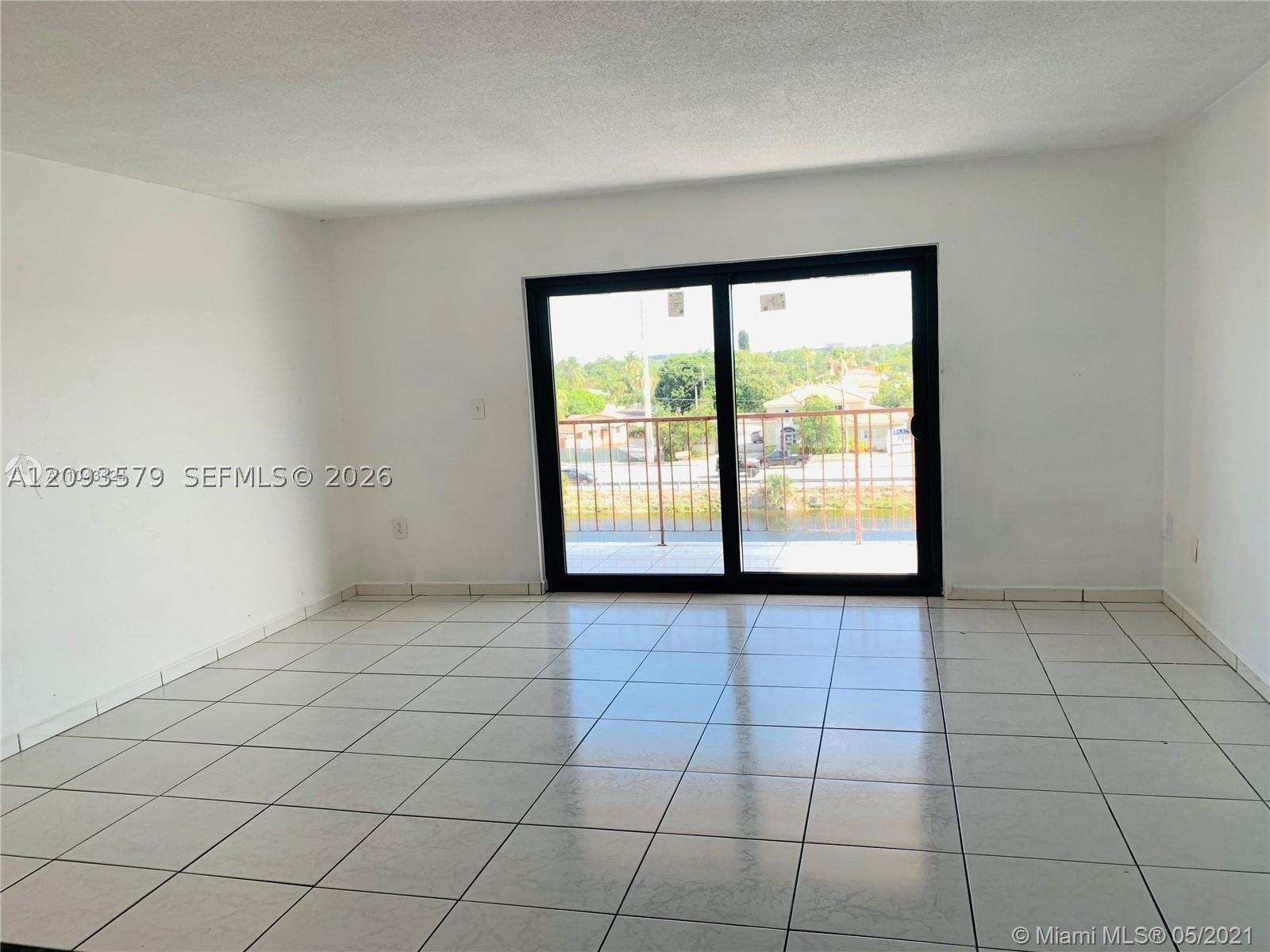 Hialeah photo 3