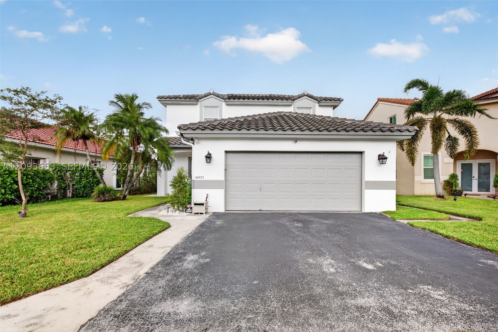Pembroke Pines photo 2