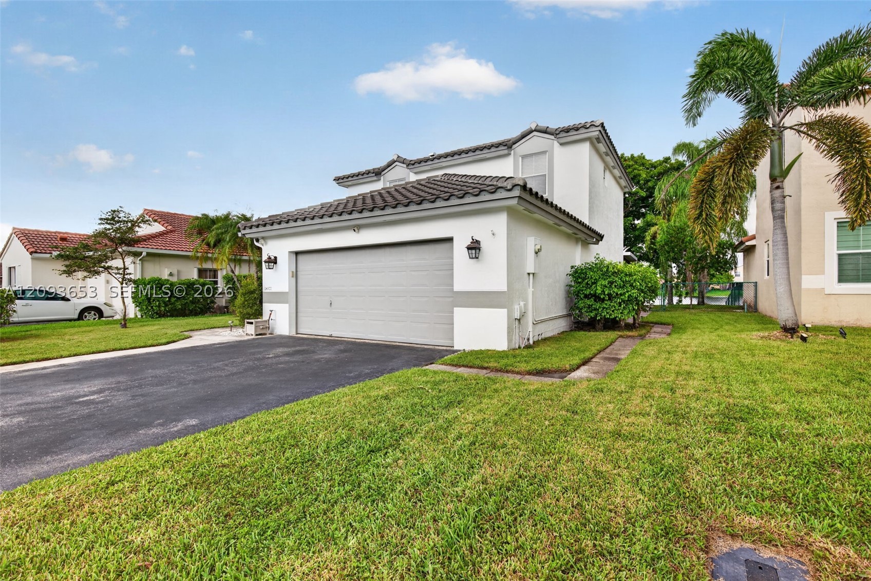 Pembroke Pines photo 4
