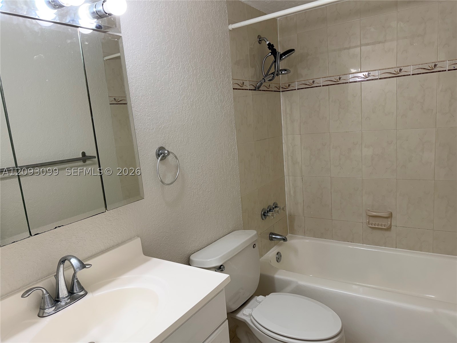 Hallandale Beach photo 5
