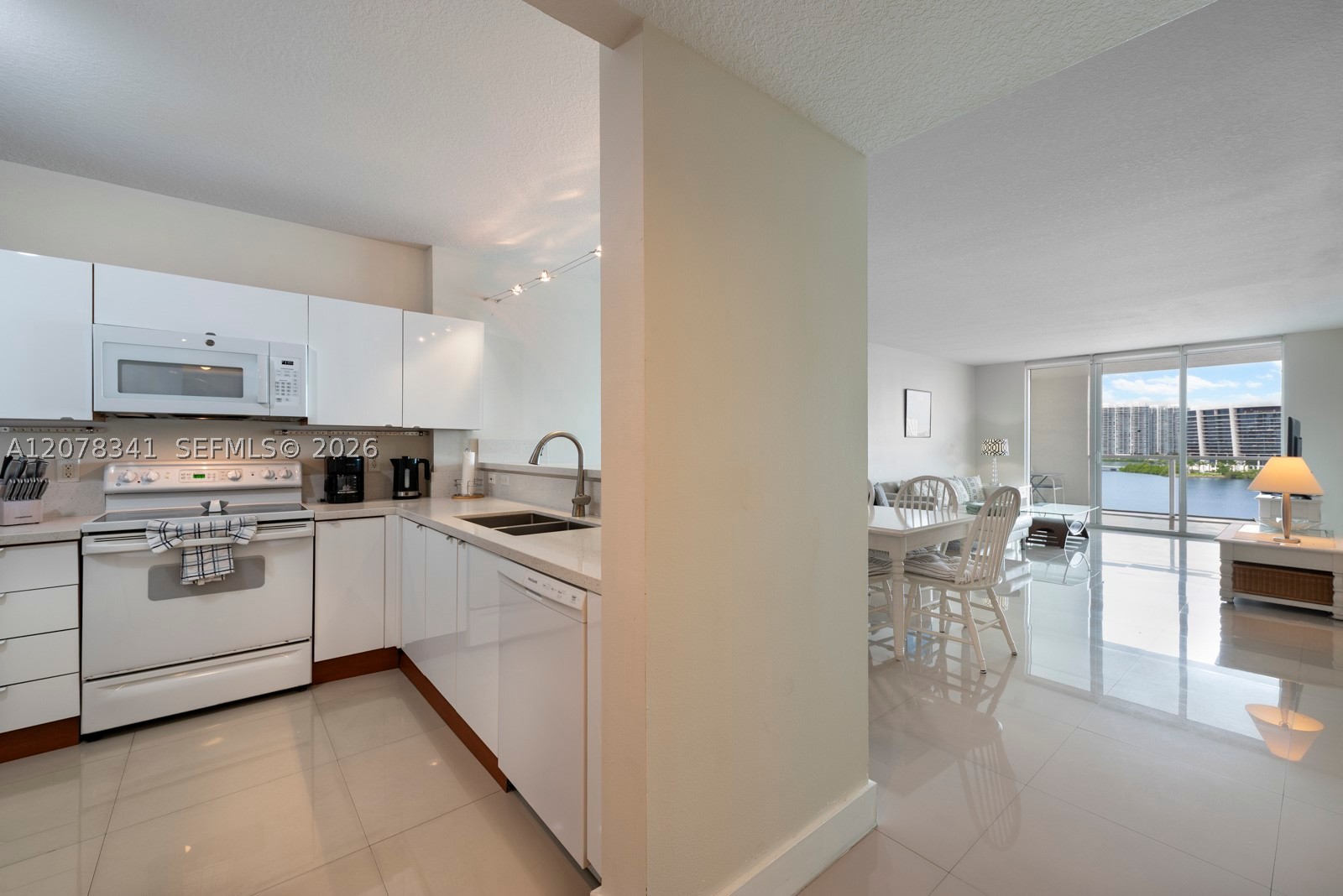 Sunny Isles Beach photo 3