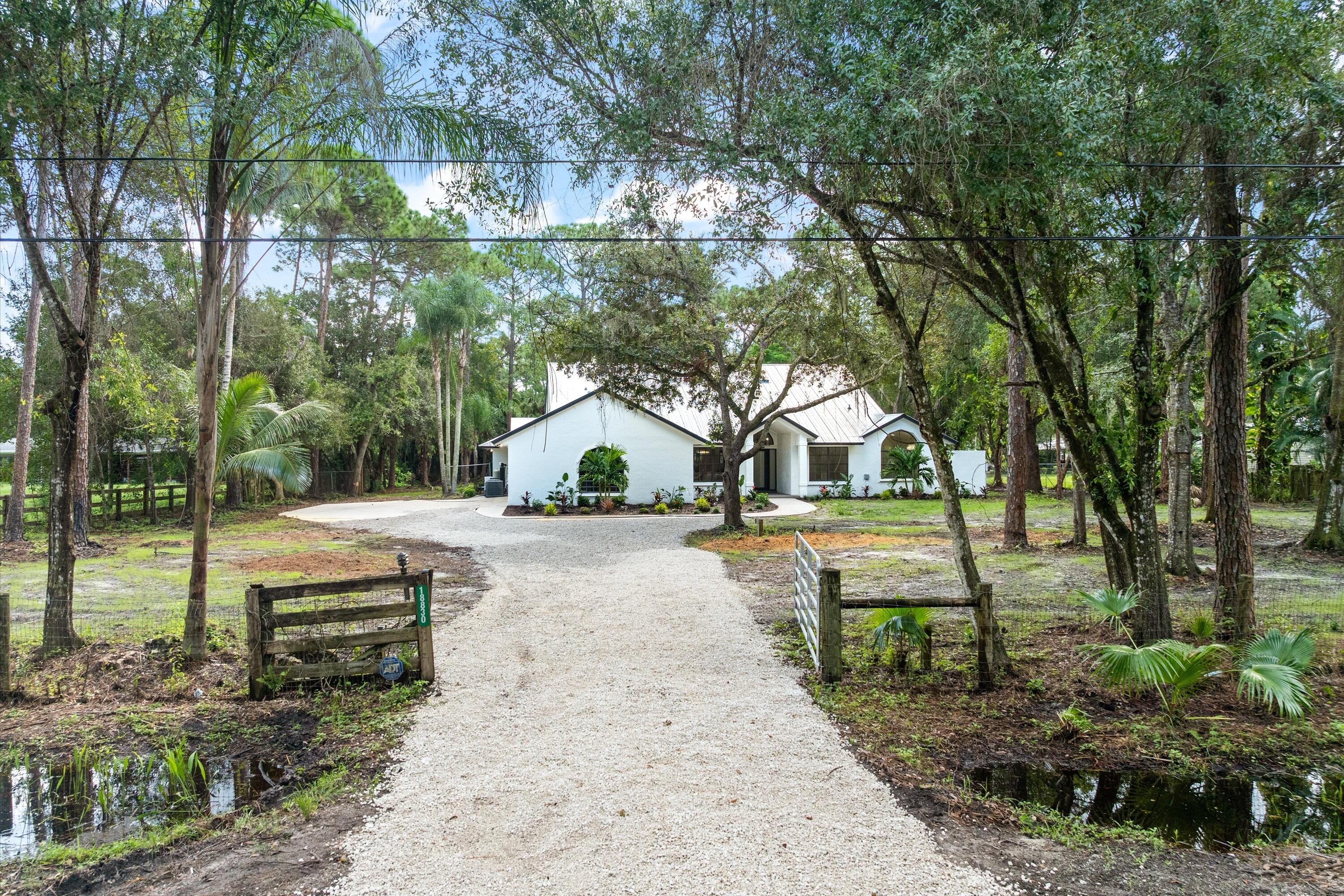 MLS listing photo 2