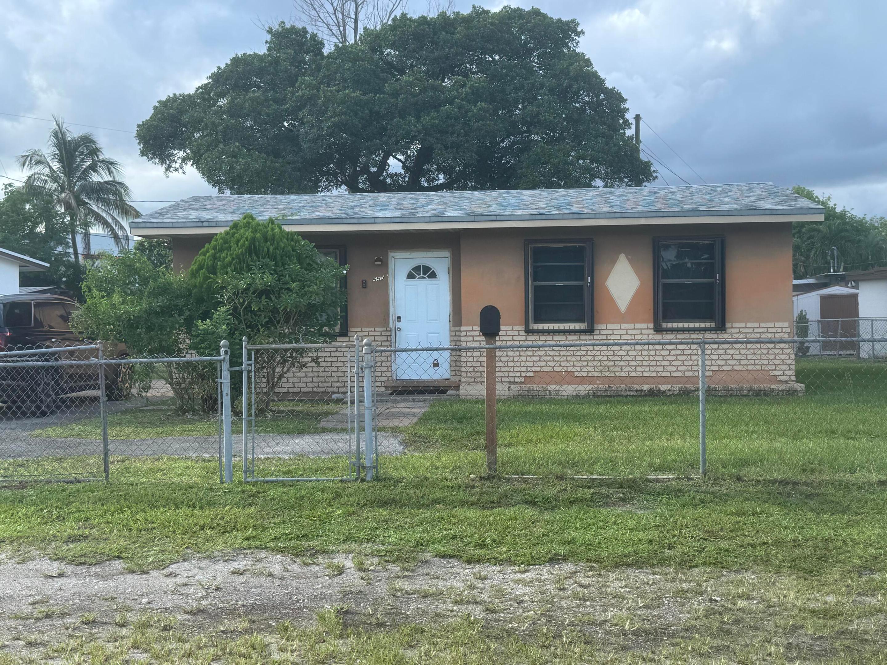 Opa Locka photo 2