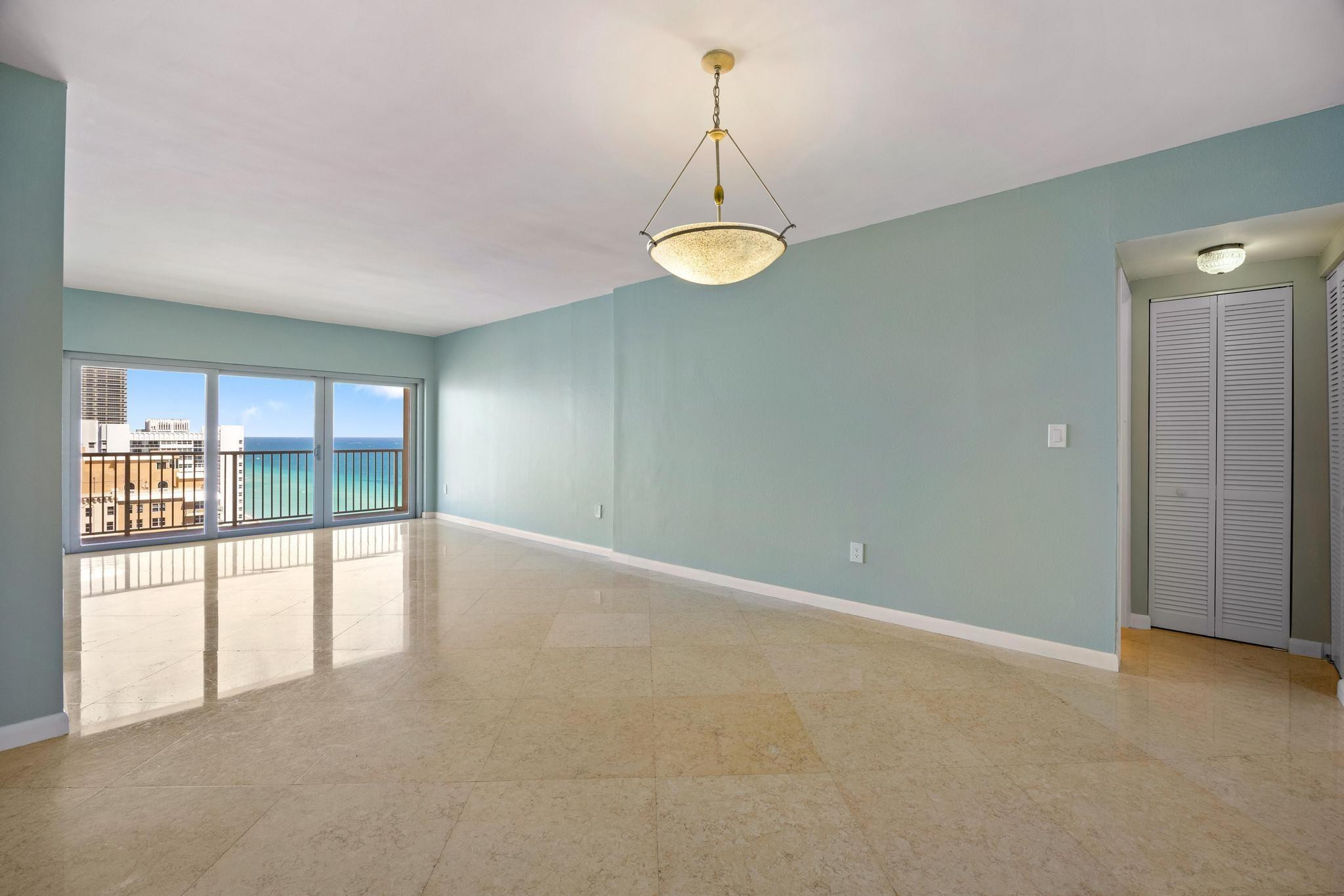 Hallandale Beach photo 3