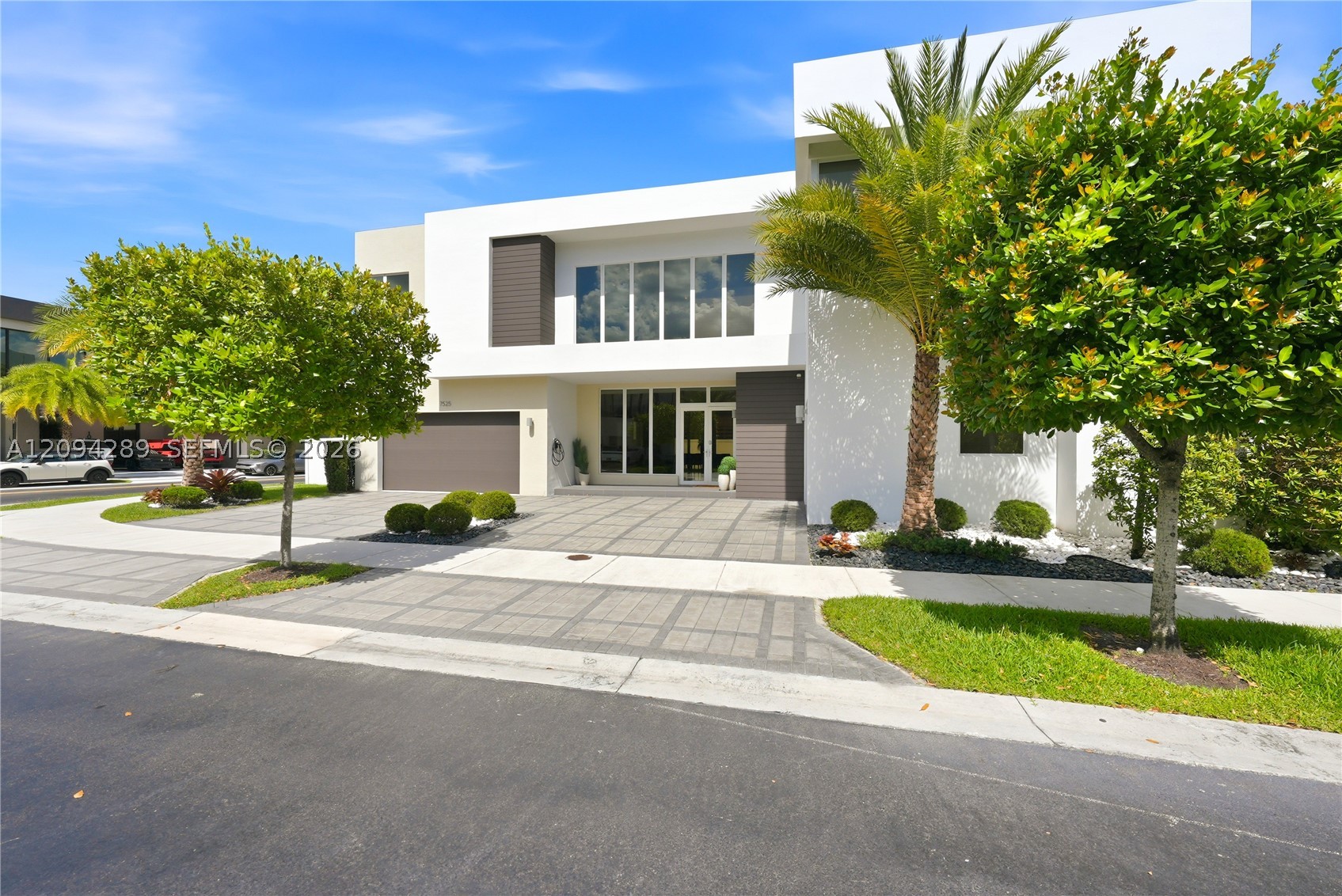 Doral photo 3