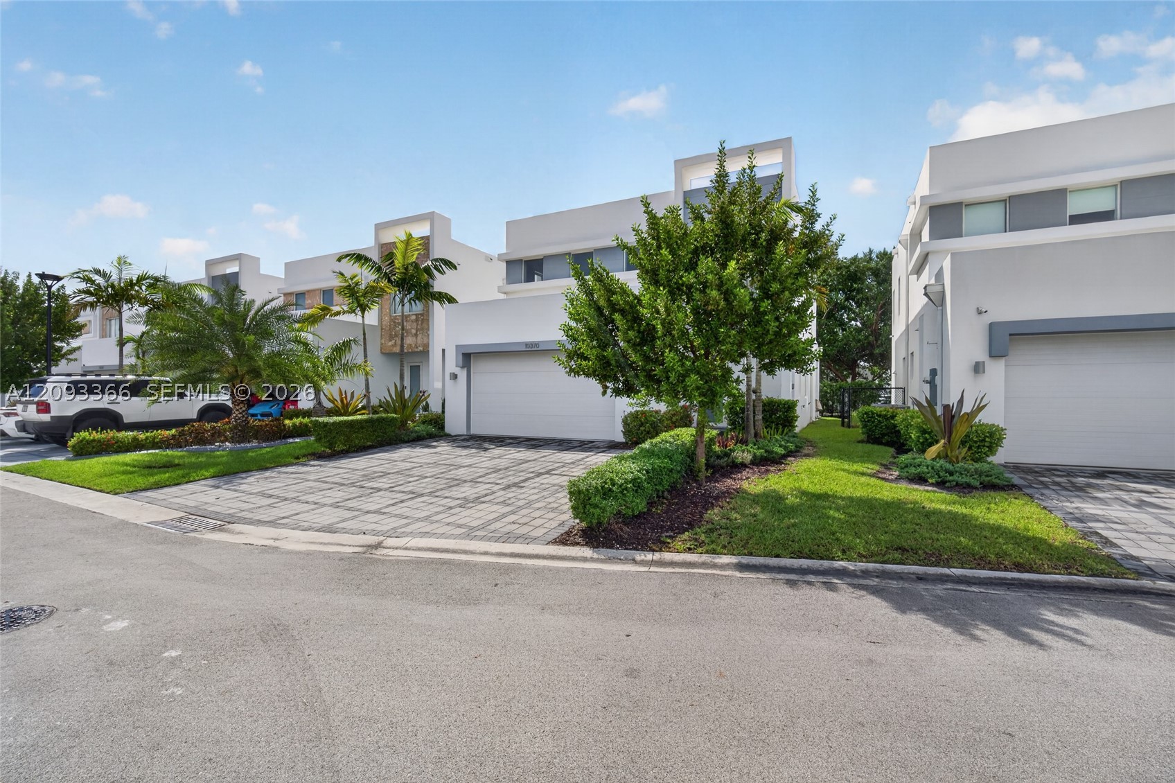 Doral photo 3