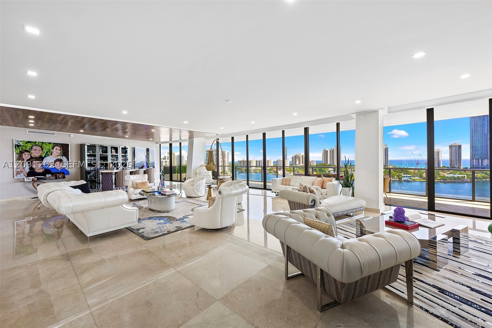 Aventura photo 4